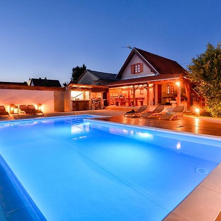 Holiday Home Dika Sveti Martin Na Muri Eksteriør billede