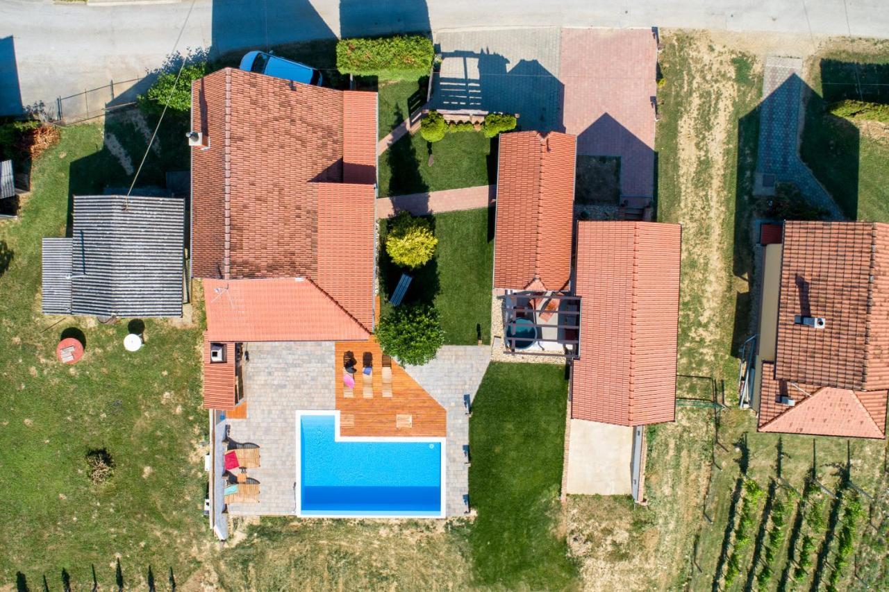 Holiday Home Dika Sveti Martin Na Muri Eksteriør billede
