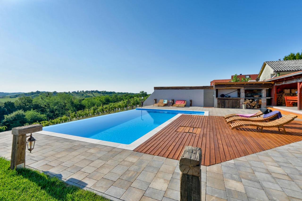 Holiday Home Dika Sveti Martin Na Muri Eksteriør billede