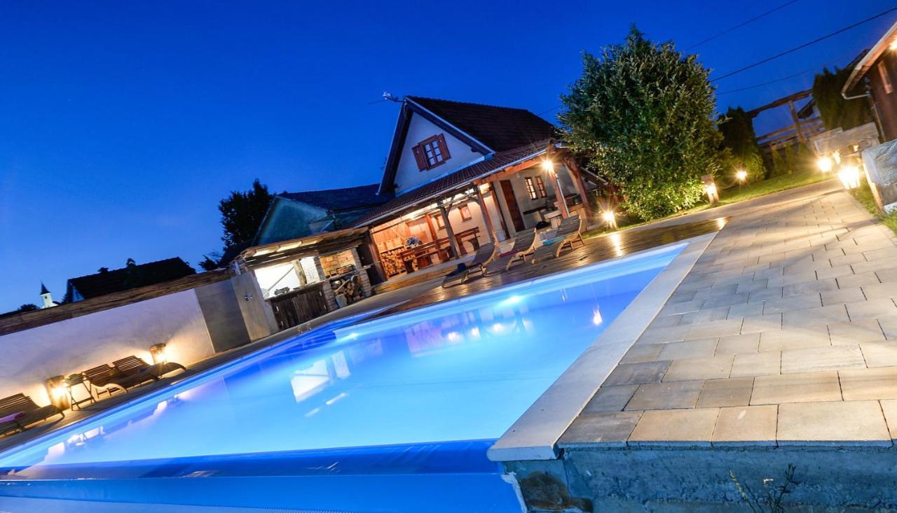 Holiday Home Dika Sveti Martin Na Muri Eksteriør billede