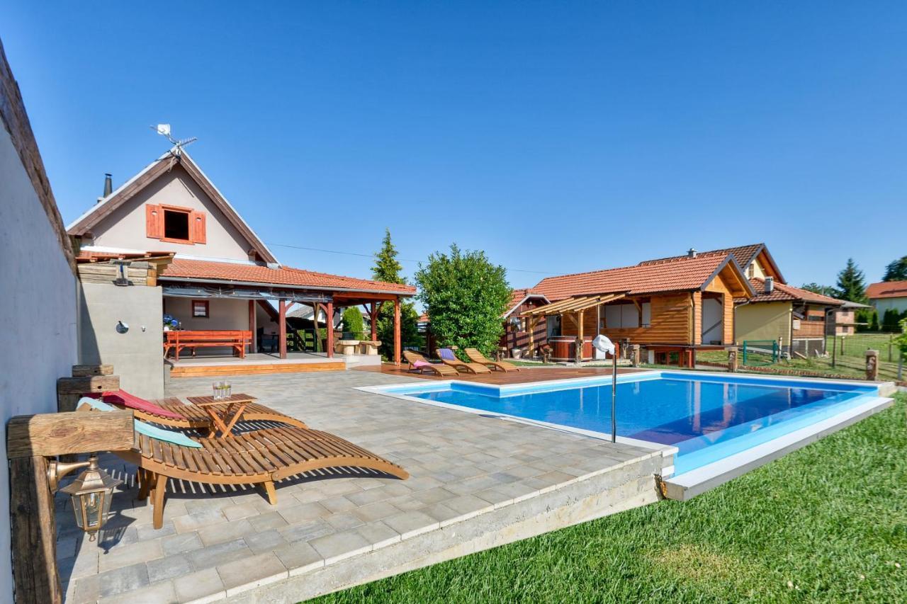 Holiday Home Dika Sveti Martin Na Muri Eksteriør billede